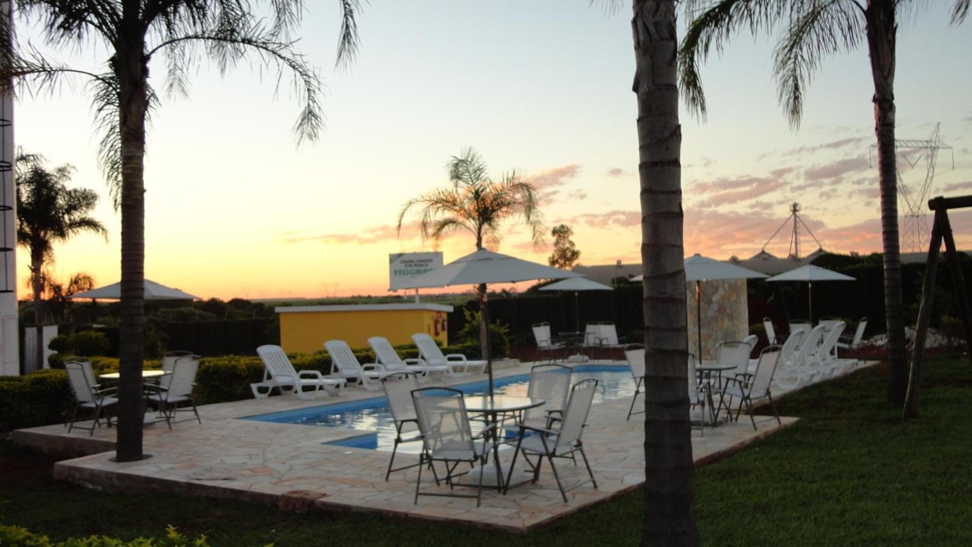 Hotel Green Village Jardinópolis Esterno foto