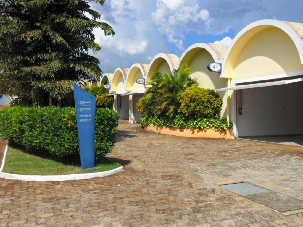 Hotel Green Village Jardinópolis Esterno foto